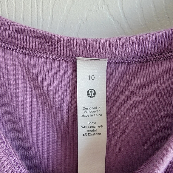 Lululemon Ribbed Short Sleeve Crop Tee Top Shirt - Picture 4 of 5